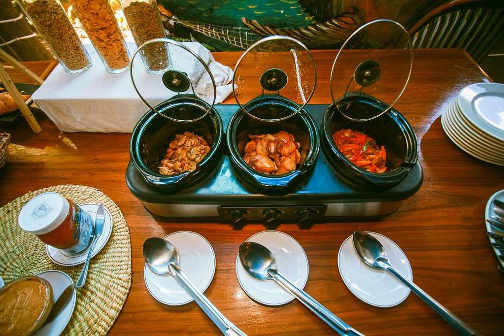Colosseum Boutique Hotel & Spa Daressalam Restaurant foto