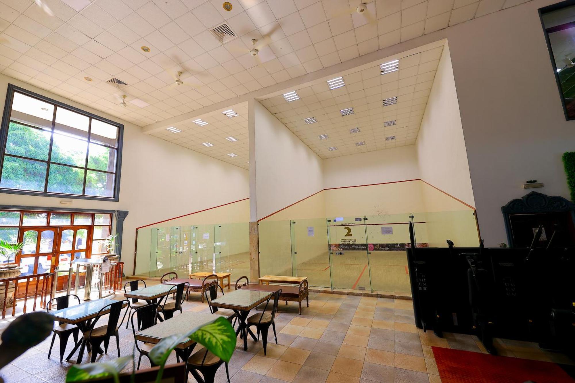 Colosseum Boutique Hotel & Spa Daressalam Exterior foto