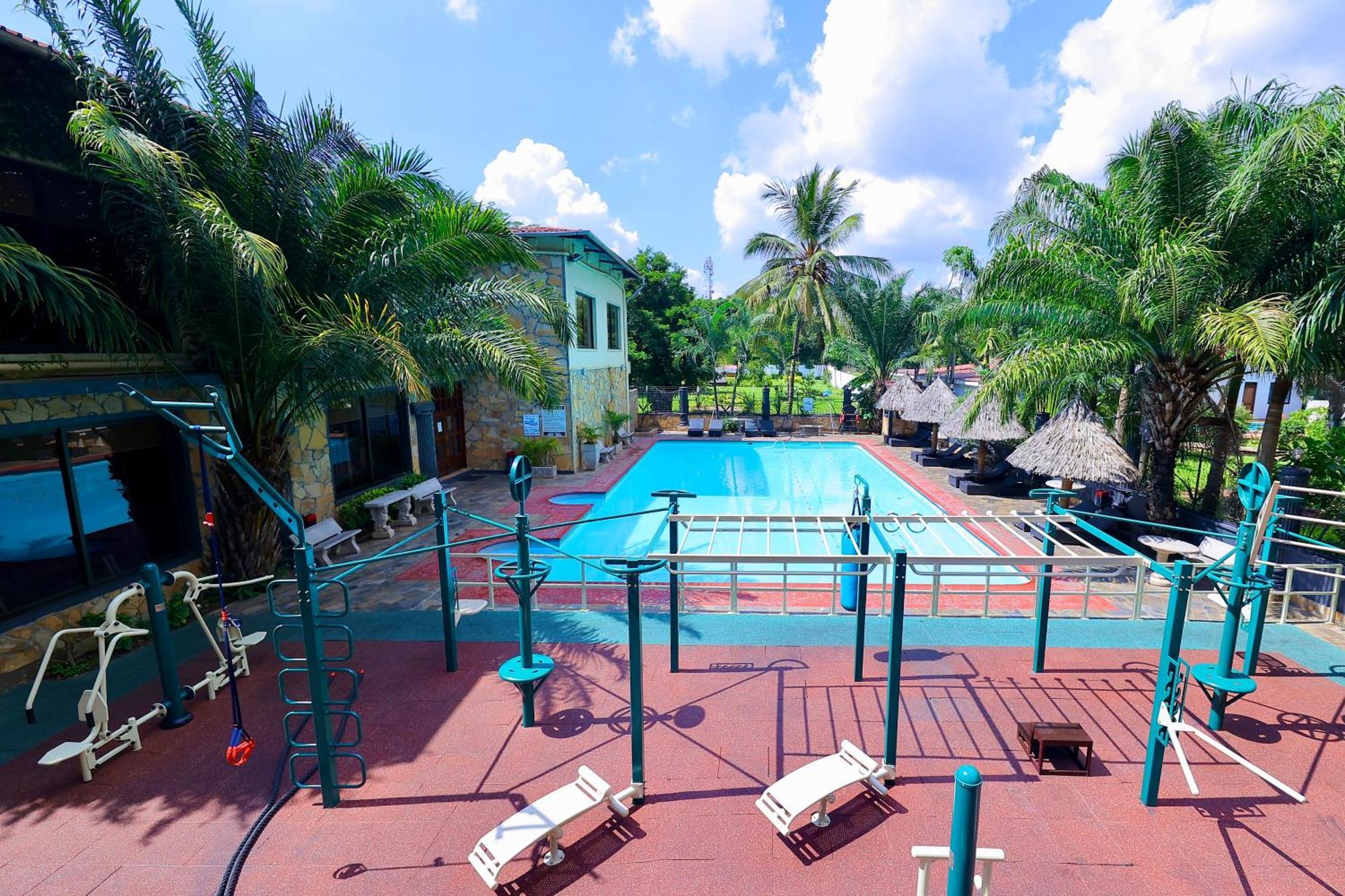 Colosseum Boutique Hotel & Spa Daressalam Exterior foto