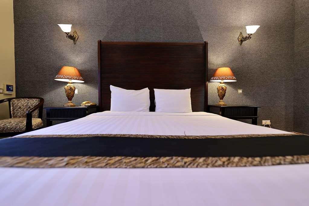 Colosseum Boutique Hotel & Spa Daressalam Zimmer foto