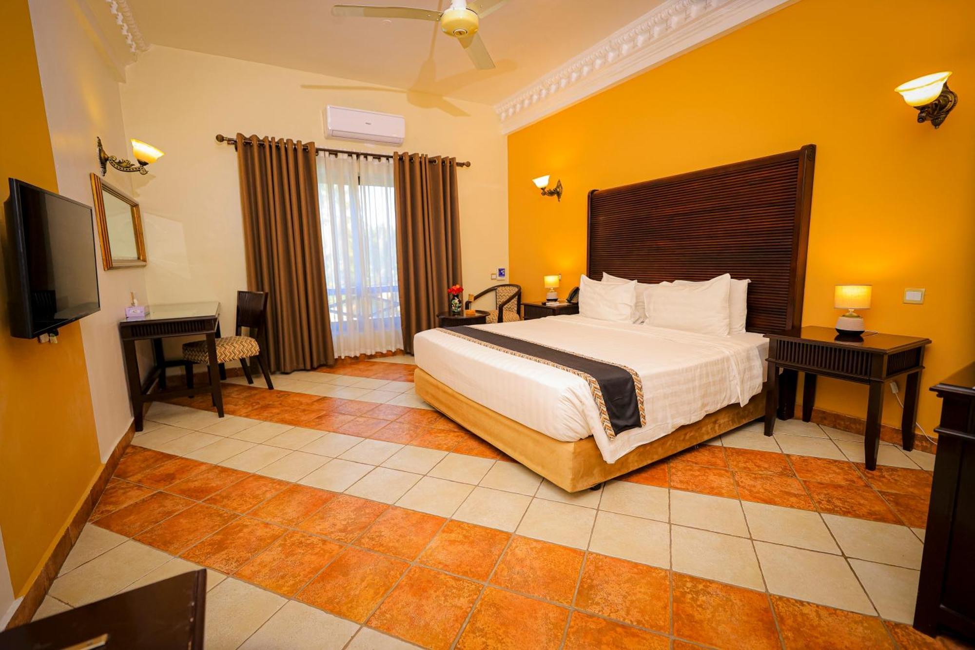 Colosseum Boutique Hotel & Spa Daressalam Exterior foto